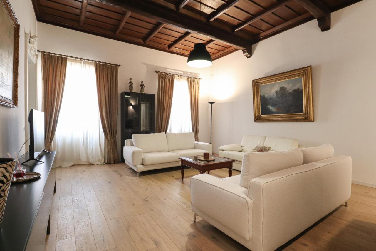 We Home - Frattina14 - Piazza Di Spagna ローマ エクステリア 写真